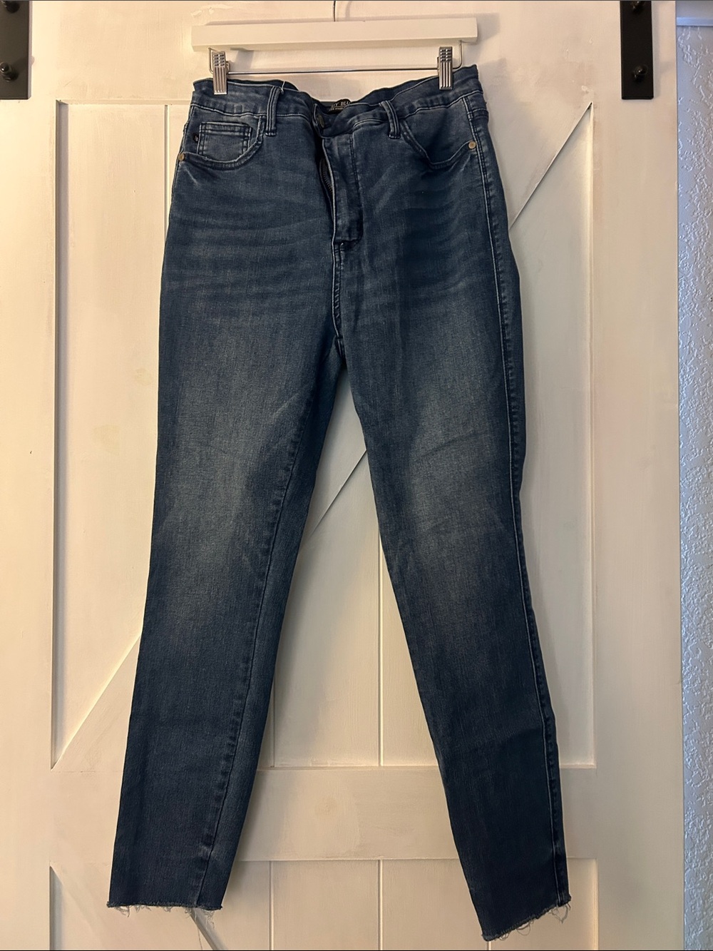 Judy Blue Mid-Dark Blue Skinny Jeans